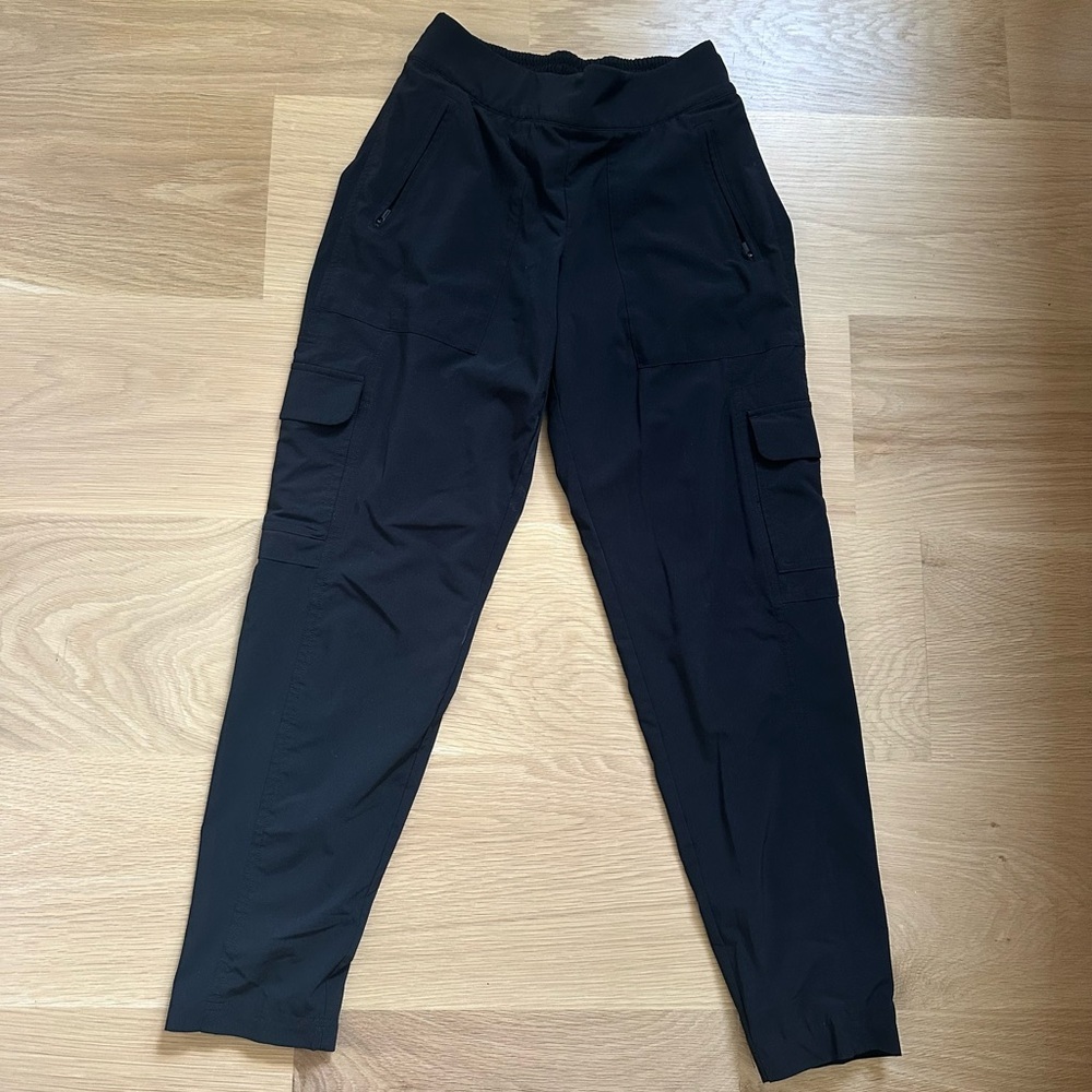 Athleta Women's Black Cargo Tapered Pants - Picture 2 of 4